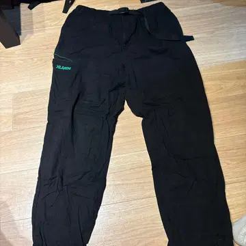 XLARGE 블랙 카고 팬츠