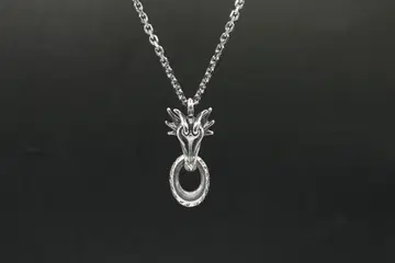 새상품급 아르테미스 클래식 드래곤 목걸이 펜던트