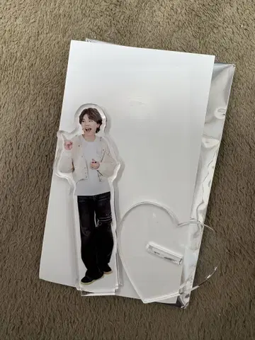 RESISTANCE 랜덤 아크릴 스탠드 카메다 유신