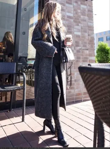 Glam Lips 샤기 울 Long 코트