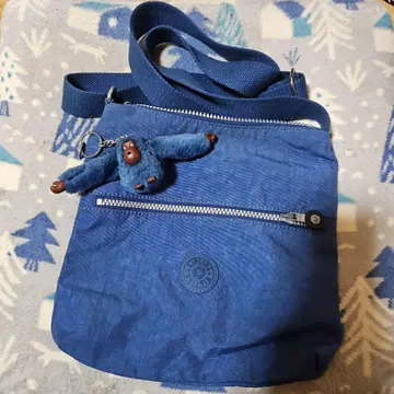 KIPLING 숄더백 액세서리 포함