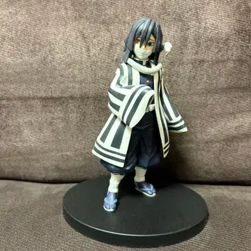 귀멸의 칼날 이쿠로 오바나이 피규어