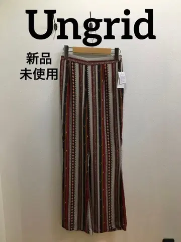 [ Ungrid ] 미사용 새상품 하의 플레어 올 패턴 F