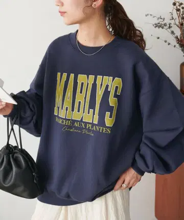 DISCOAT MALBLYS 로고 프린트 맨투맨 네이비 구제 의류