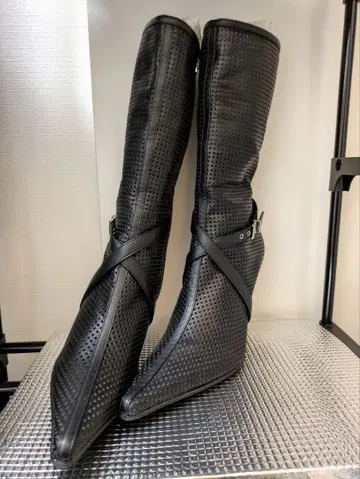 미사용 23cm 스틸레토 힐 부츠 핑키앤다이안