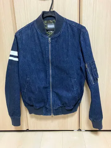모모타로 진즈 MA-1 데님 자켓