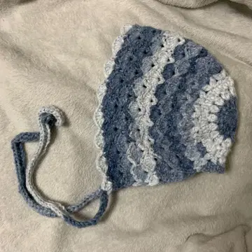 블루 계열 보닛