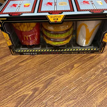 [ 새상품 ] 에반게리온 x 맥도날드 콜라보 피규어