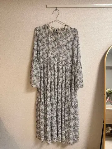 꽃무늬 긴팔 롱 원피스