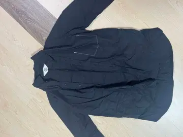 SUNSEA 블랙 긴팔 셔츠 포켓 부착