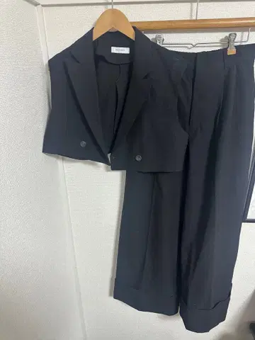 PAGEBOY 셋업 블랙