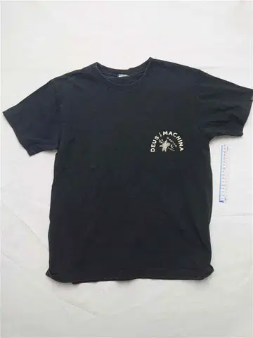 데우스 엑스 마키나 에딕트 로즈 콜라보 T셔츠 블랙 계열 일본제