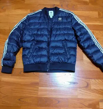 가격 인하 adidas 네이비 다운 자켓