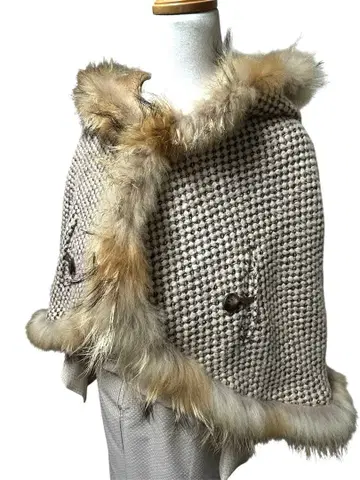 후드 부착 퍼 판초 케이프 일본 의류에도 서양 의류에도 리버서블