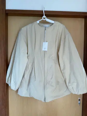 stylemixer 아이보리 벌룬 슬리브 패딩 자켓 미사용