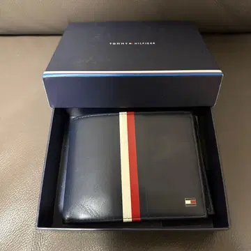 타미 힐피거 접이식 지갑 스트랩 포함