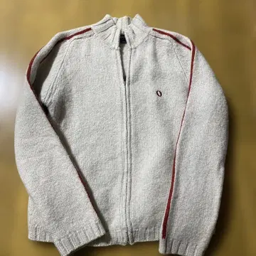 Quel 집업 스웨터 M 사이즈