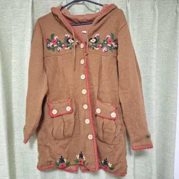 모리걸 플라워 자수 브라운 가디건