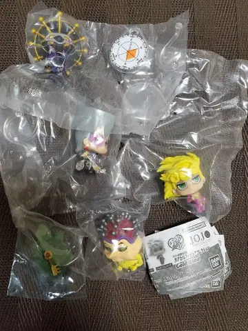 죠죠의 기묘한 모험 캡슐 피규어 컬렉션 GOLD WIND