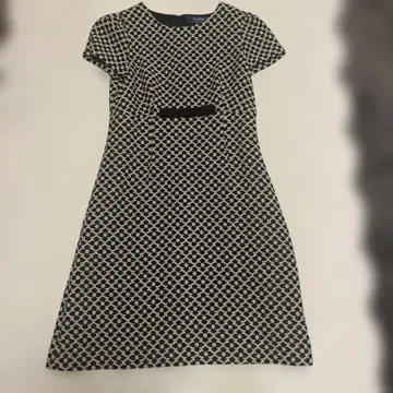 M'S GRACY 반팔 무릎 기장 원피스 36