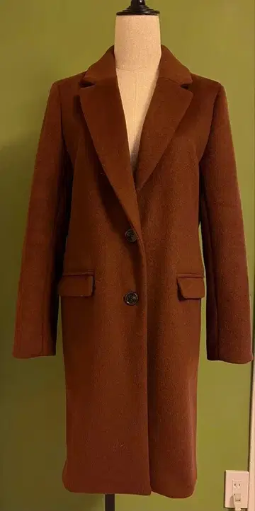 새상품급 LOWRYS FARM 로리즈팜 체스터 코트 브라운 계열