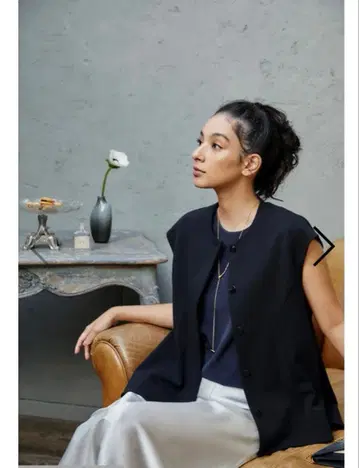 오아노 조젯 스트레치 베스트 블랙