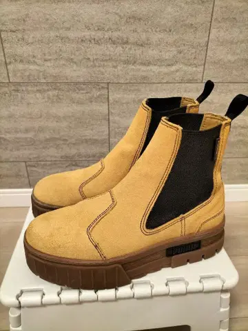 PLUMO 사이드 고어 부츠 베이지