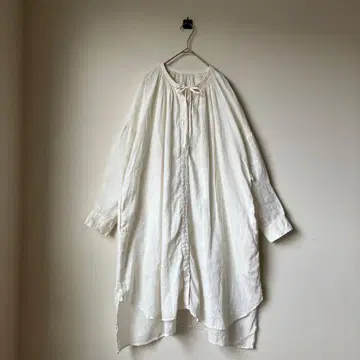 네스트로브 원피스  베리떼꾸르 올드맨즈러