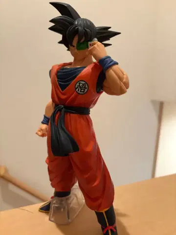 드래곤볼 1번 복권 기뉴 피규어