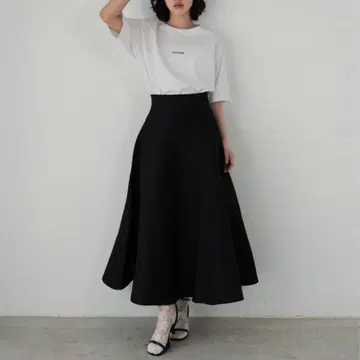 [ 새상품급 ] Cla STEllaR 플레어 니트 스커트