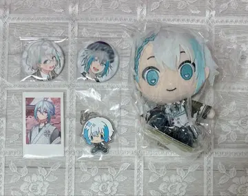 실버나 클레노아 캔뱃지 폴라로이드 특전 사인 봉제 인형