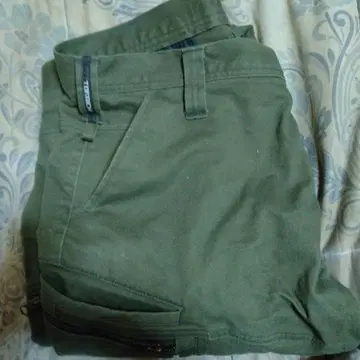 도라이치 카고 팬츠 올리브 그린 지퍼 포켓 부착