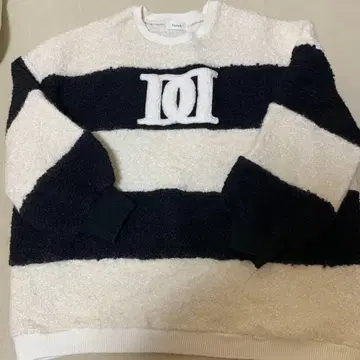 Darich 스트라이프 플리스 스웨터 긴팔