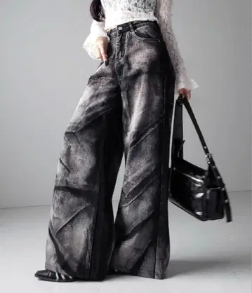 me+em select 크러쉬 헤비 블랙 블리치 와이드 데님