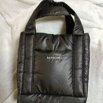 BAYFLOW 블랙 퍼프 토트백