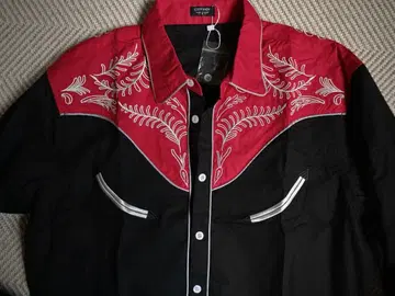 미사용 럭셔리 웨스턴 셔츠 자수 긴팔 셔츠 빨검 로카빌리 사이즈 L 정도
