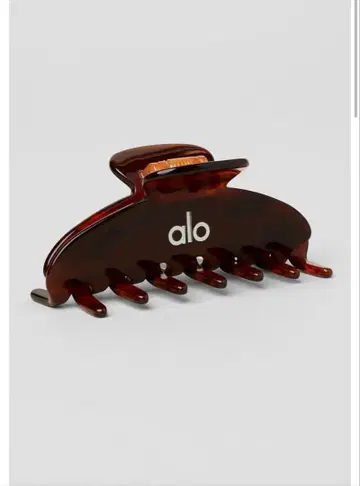 미사용 새상품 alo yoga 헤어 클립 브라운