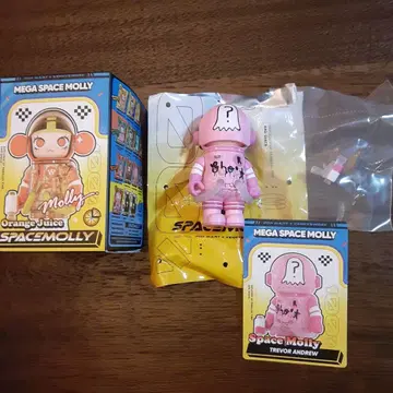 메가 스페이스 모리 피규어 100% 팝마트