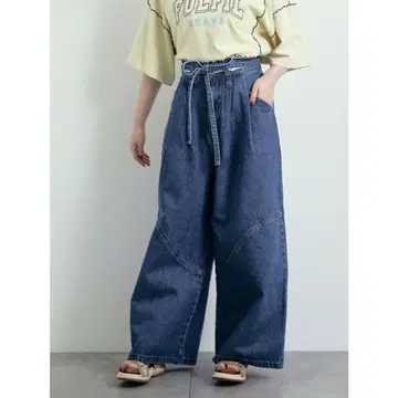 사만사 모스모스 데님 절개 와이드 팬츠 S 사이즈