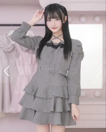 pium 티어드 프릴 긴팔 미니 원피스