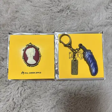 미세스 바벨탑 키링 핀즈 세트