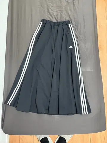 adidas 롱 스커트 블랙