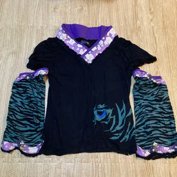 gouk 미야비 티셔츠