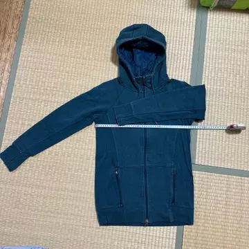 언더아머 다크 그린 후드 부착 후드티 S 사이즈