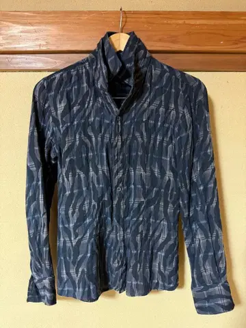 TORNADO MART 네이비 스트라이프 패턴 셔츠 M