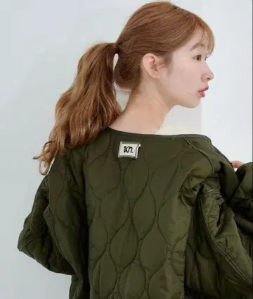 [ 리버서블 ] 퀼팅 미들 자켓 카스타네 kastane