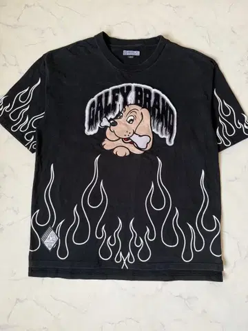 GALFY CRUTCH BRAND 블랙T셔츠