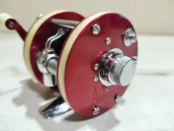 컨디션 최상 앰버서더 2600 세미 다이렉트 릴 ABU GARCIA