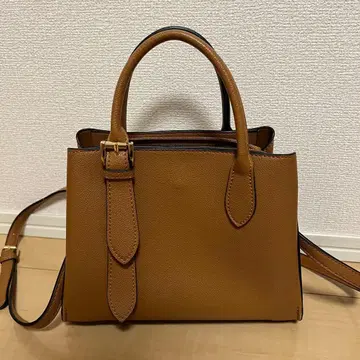 브라운 숄더백 합성 피혁