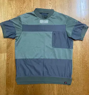 New Balance 모크넥 셔츠 카키